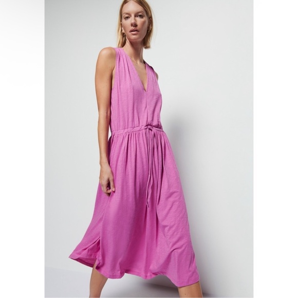 Nation LTD Dresses & Skirts - NWT Nation LTD Pima Cotton Rosebud Brianna Sleeveless Midi Dress V-Neck Size XXL
